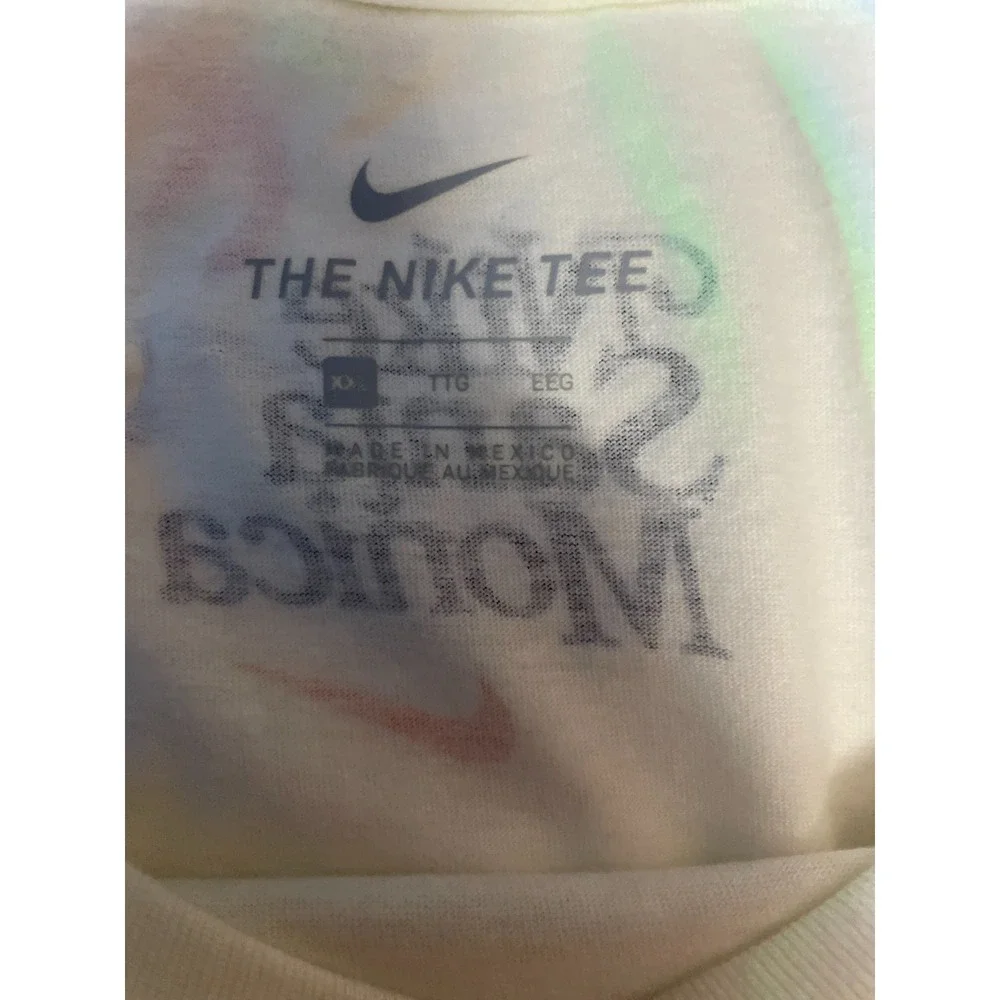 The Nike Tee NIKE SANTA MONICA Men's‎ XXL Dri-Fit T-Shirt Casual